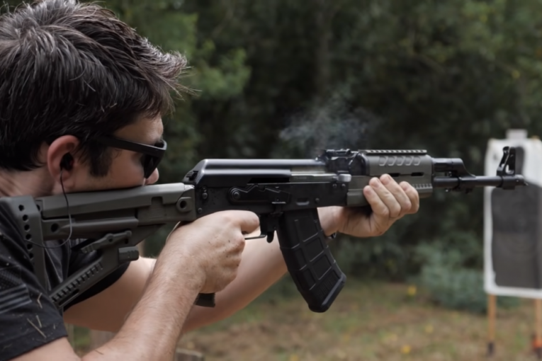 "Srbi znaju da naprave dobro oružje": Amerikanci oduševljeni "Zastavinim" puškama (VIDEO)