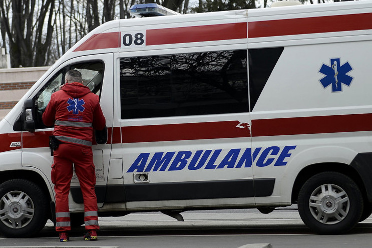 Sudar autobusa i automobila u naselju Stepa Stepanović: Povređeni prevezeni u Urgentni centar