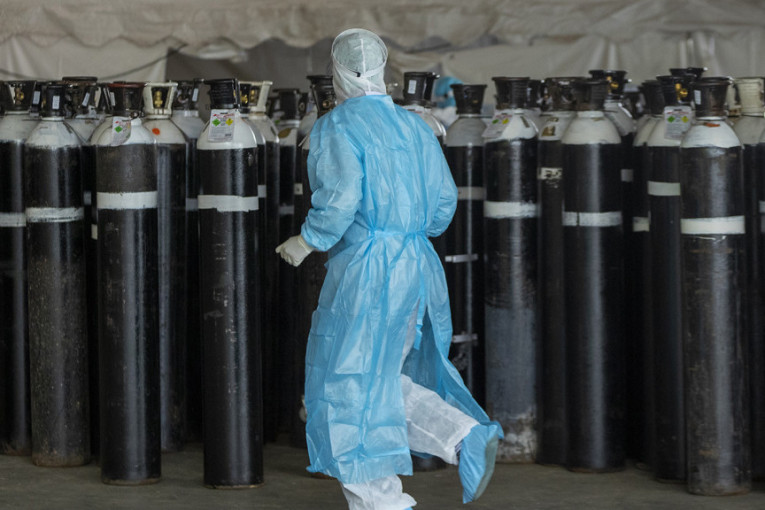 "Pao" zbog krađe u kovid bolnici: Kruševljanin ukradenu opremu sakrio kod groblja