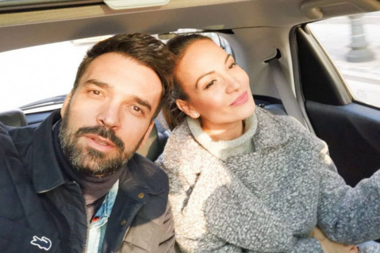 Jelena Tomašević čestitala rođendan suprugu: Sad me valjda razumeš!