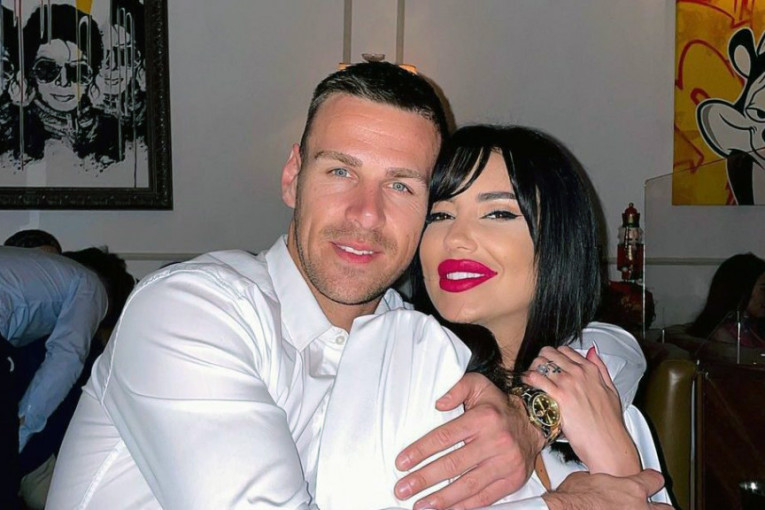 Katarina Grujić trudna? Pevačica i Marko Gobeljić postaju roditelji
