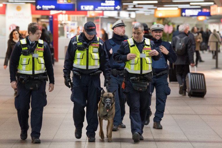 Evakuisan aerodrom u Frankfurtu: Policijska akcija u toku (VIDEO)