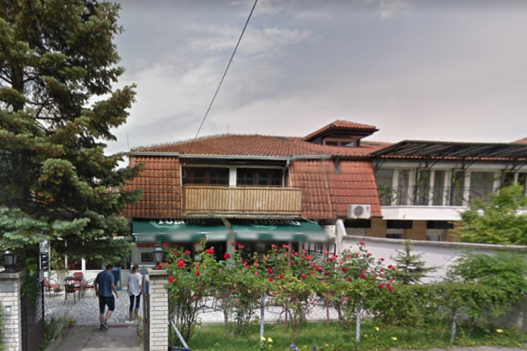 Bomba, pa "zolja": Restoran u Rakovici na koji je noćas ispaljen projektil već je bio meta napada