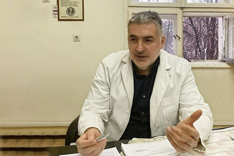 Ekskluzivno: Prof. dr Radan Stojanović otkriva da li su kovid vakcine opasne, ko da ih ne primi i da li imaju čip