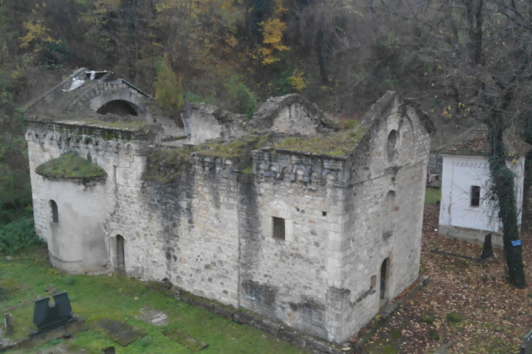 Srpska svetinja propada naočigled svih nas: Crkva u Goroviču krije istorijske tajne, a preti da se uruši (FOTO)
