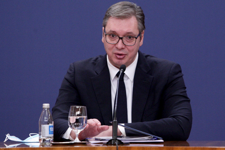 Predsednik poručio: Ne mislim da je Srbija blizu vanrednog stanja