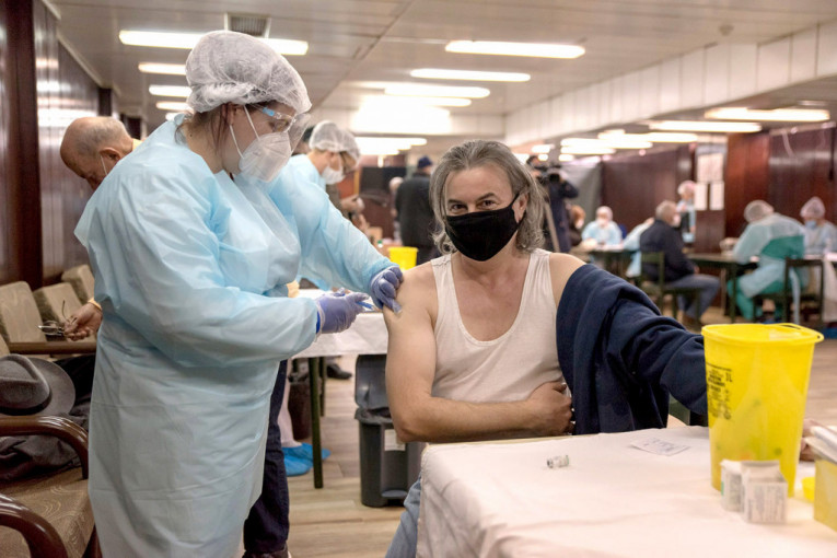 Zelić: Prijavljeno 20 neželjenih dejstava posle vakcinacije