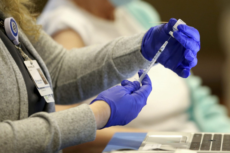 Lepe vesti: Na "Torlak" upravo stiglo još 11.700 doza "Fajzerove" vakcine