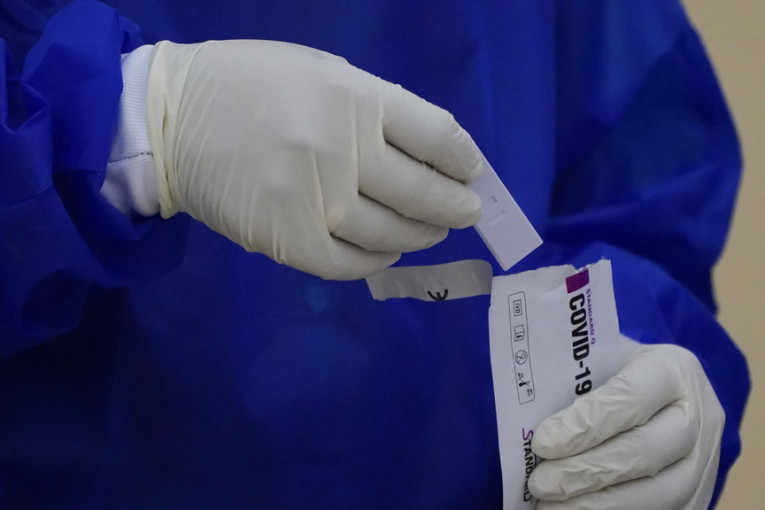 Institut za mikrobiologiju potvrdio: Izolovan novi soj korona virusa, pacijentkinja stigla iz Britanije