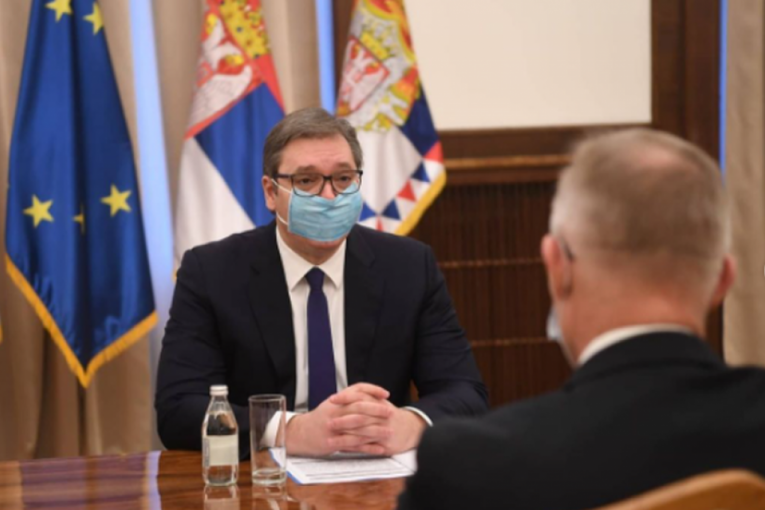 Vučić sa novoizabranim šefom OEBS-a: "Srbija spremna da intenzivira saradnju njenih institucija sa Misijom"