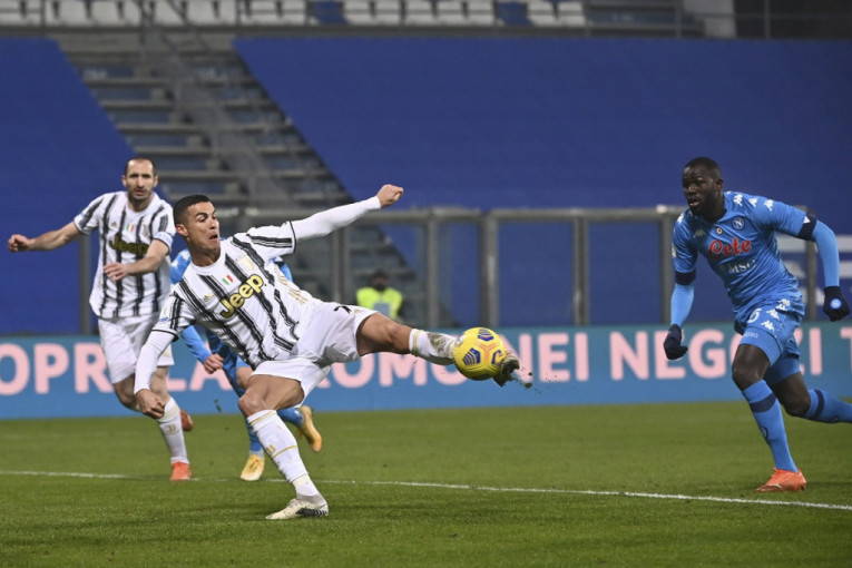 Najbolji strelac svih vremena Kristijano Ronaldo!