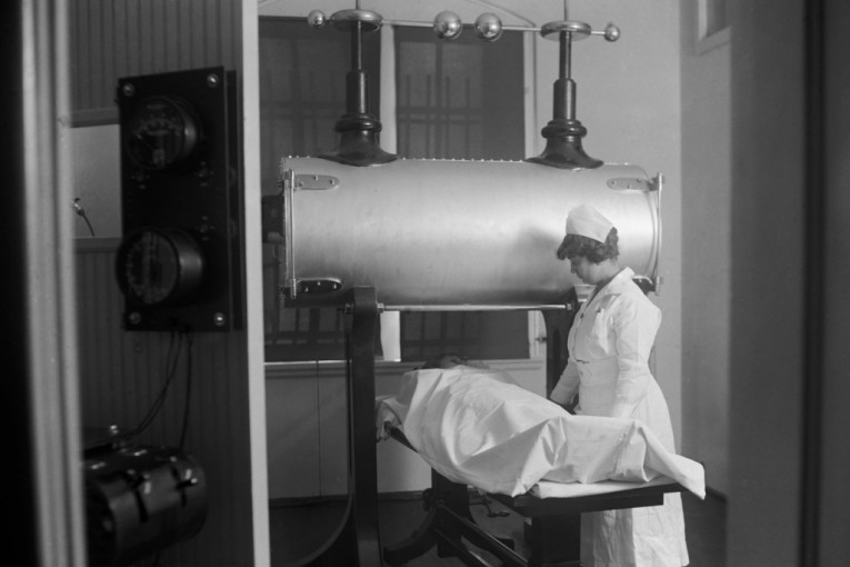 Prvi rendgen aparat je, zahvaljujući prijateljstvu, stigao u Srbiju pre više od 120 godina