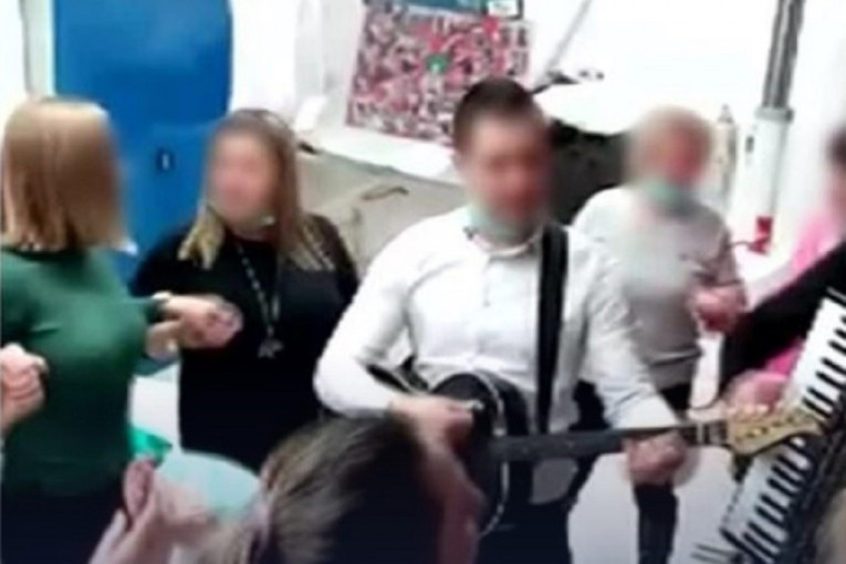 Skandal u Hrvatskoj: Procurio snimak sa žurke u kovid bolnici, alkohol tekao u potocima, a svirao je i bend