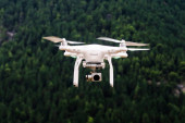 Dronovi dobijaju novu ulogu: Pošumljavaju nepristupačna mesta