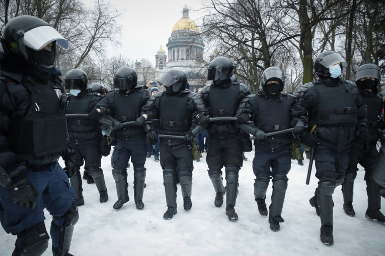 Dvostruki standardi SAD: Demonstranti u Vašingtonu su "teroristi", a u Rusiji "borci za slobodu"