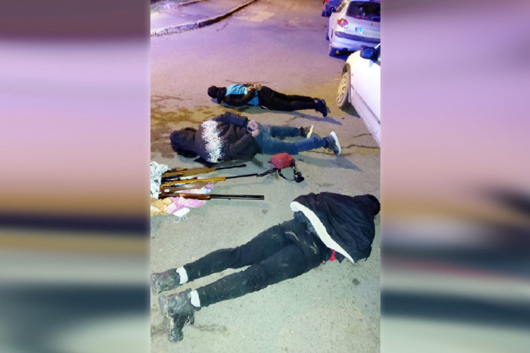 Uhapšeno troje lopova: Obili stan na Zvezdari, pa odneli nakit i oružje! (VIDEO)