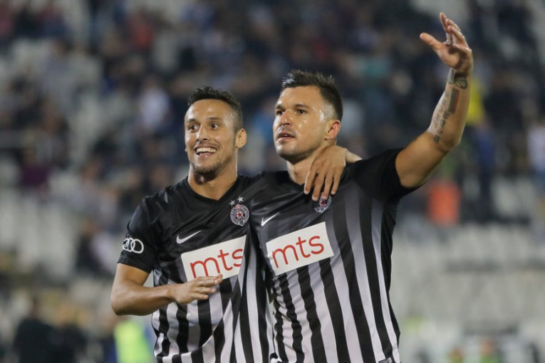 Božinov se prisetio vremena u Humskoj: Vlahović je, u poređenju sa mnom, još bahatiji, znate li šta mi je rekao?