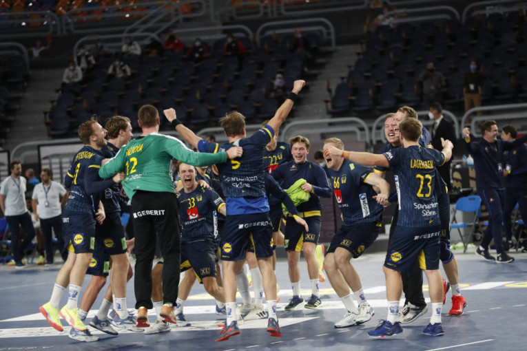 Francuzi pali u polufinalu: Fantastični Šveđani igraju za trofej