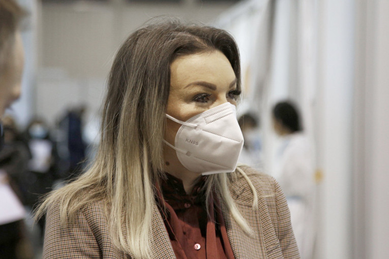 Preko kol-centara za vakcine prijavljeno 47.000 starijih Beograđana