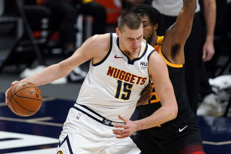 Kako i zbog čega Nikola razbija Jutu i Gobera (video)