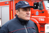 "Preti opasnost od novih eksplozija!" Komandant vatrogasne brigade o požaru u Obrenovcu (VIDEO)