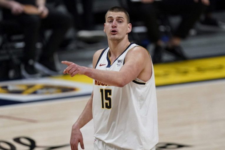 Potez Melouna iznervirao sve: Marej gađao trenera loptom zbog Nikole