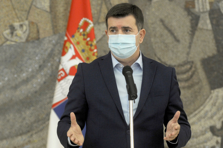 Dr Đerlek izrazio nadu: Srbija bi mogla do kraja leta da počne da proizvodi rusku vakcinu!