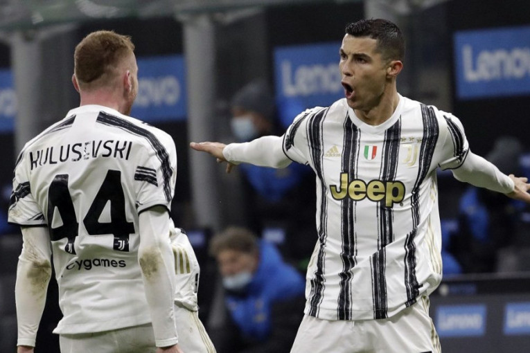 Juventus na "Meaci" zakoračio u finale Kupa Italije