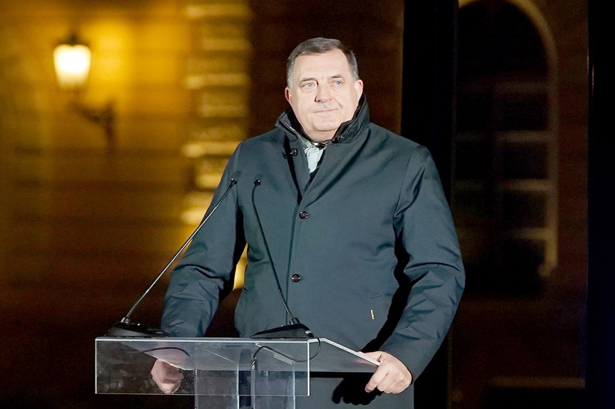 Dodik čestitao Vučiću Dan državnosti: Mi smo jedan narod, Srbija nosilac mira u regionu