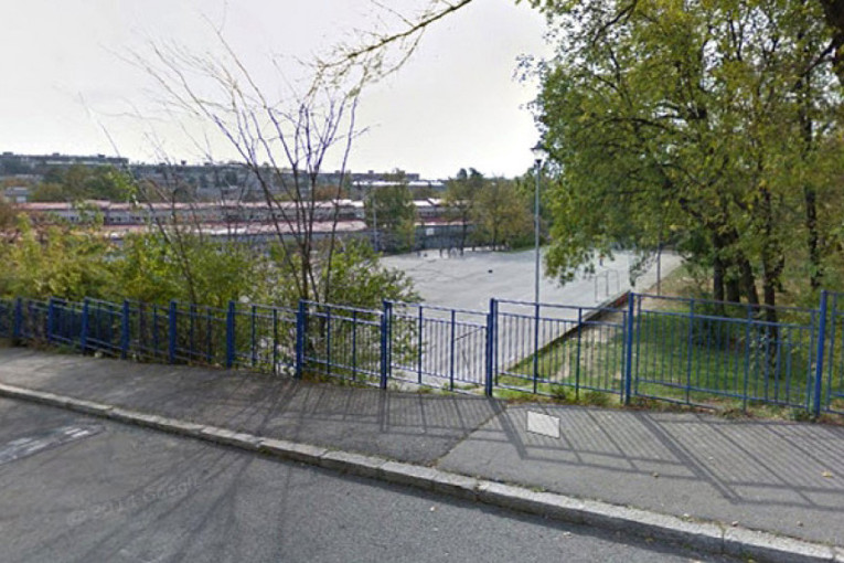 Novi detalji pucnjave u dvorištu škole: Dečaka zabolela noga, krvario, dijabola okrznula vrat još jednog deteta