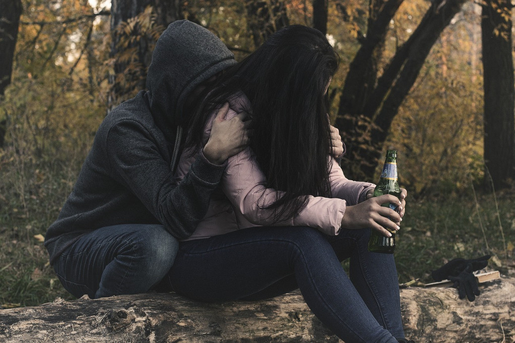 Alarmantan porast alkoholizma među mladima: Otkriva se sve više posledica karantina