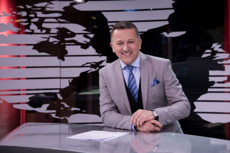 Potvrđeno: Srđan Predojević prelazi na TV Pink, a emisiju će voditi sa poznatom influenserkom