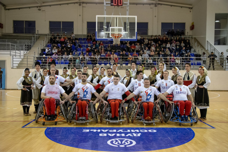 Startuje istorijski turnir za košarkaše u kolicima u Bojniku