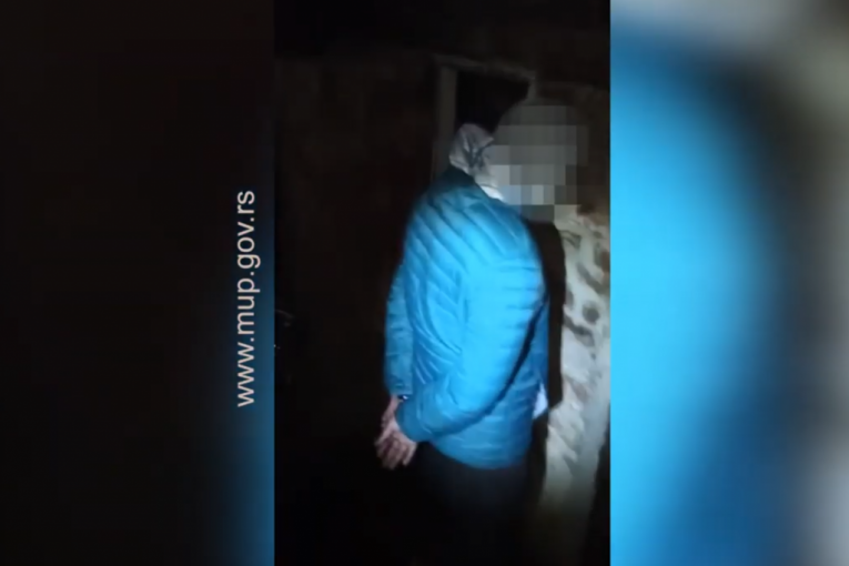 "Pala"dvojica narko-dilera: Jedan uhapšen u stanu, drugi u parku! (VIDEO)