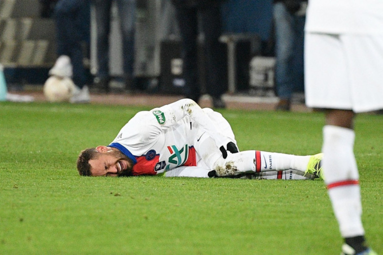 Parižani strepe: Nejmar se povredio, pod upitnikom za Ligu šampiona
