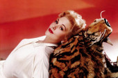 Snima se film o skandaloznoj vezi legendarne Kim Novak sa crncem kome je pretila mafija: U glavnoj ulozi velika holivudska zvezda (FOTO)