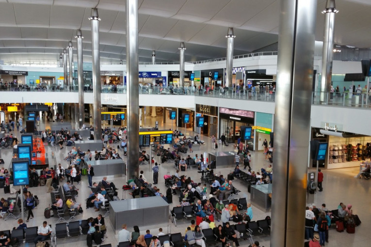 Trka sa vremenom na londonskom aerodromu: Zaustavljen avion pred poletanje zbog otmice deteta
