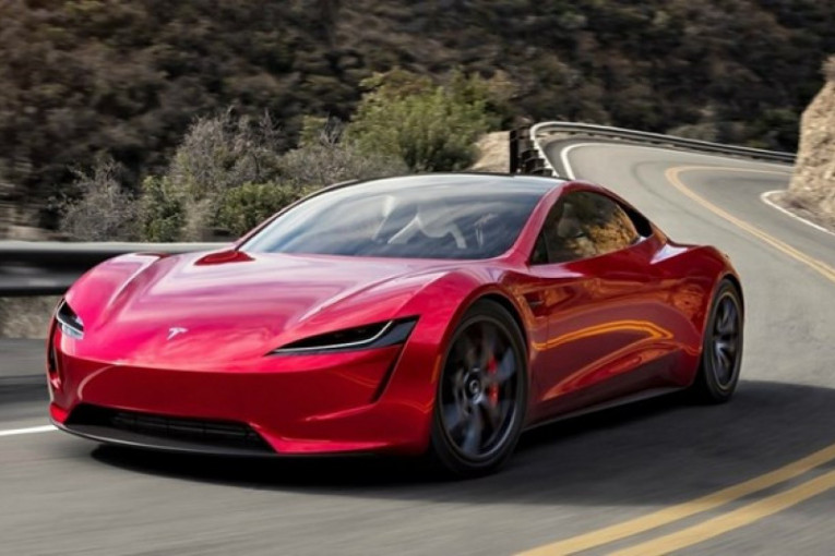 Ilon Mask potvrdio: „Tesla Roadster“ će lebdeti