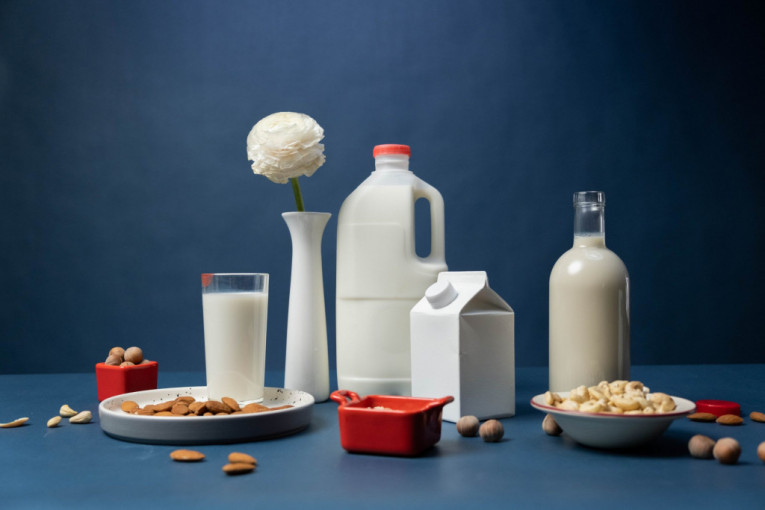 Stop za „posno“ mleko iz Bosne: Zabranjen uvoz mleka sa netačnom deklaracijom