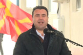 "Kako to da su svi ljudi postali od majmuna, a samo Makedonci od Bugara": Zaev Borisovu pokazao apsurdnost stava Bugarske!