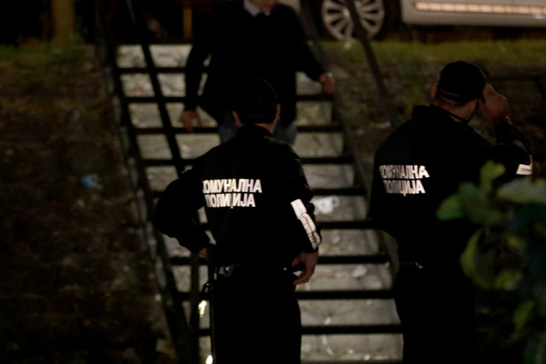 Prekinuta još jedna korona žurka: Komunalna milicija zatekla 40-ak gostiju u lokalu na Novom Beogradu