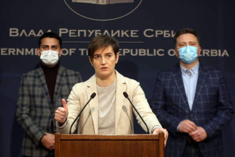 Premijerka Brnabić saopštila lepe vesti: Vakcinisan i milioniti građanin Srbije!