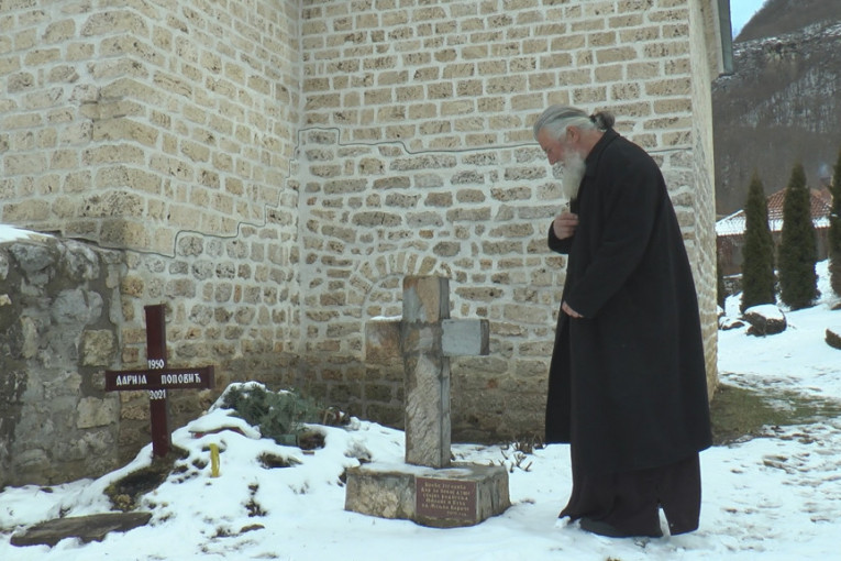 Srpska svetinja u kojoj se nalaze mošti tri potomka Nemanjića: Manastir Davidovica na samoj granici sa Crnom Gorom (FOTO)