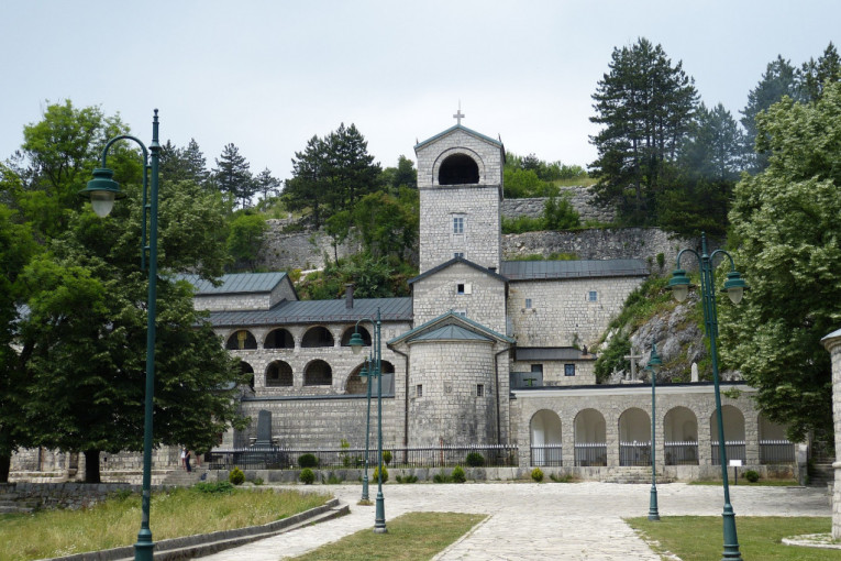 Mitropolija odgovorila na niz neistina o "upadu" u Cetinjski manastir: Iz opravdanih i razumljivih razloga...