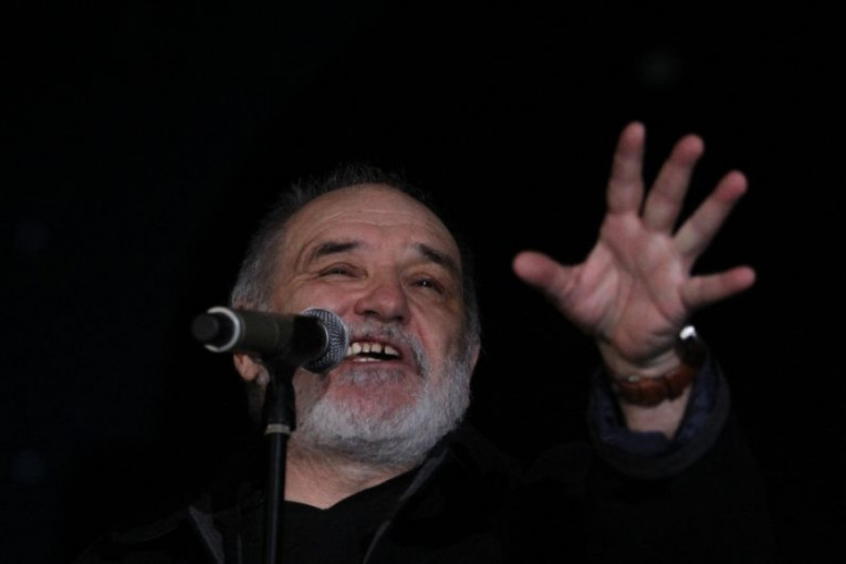 Balašević je s Arsenom Dedićem često pričao o ovome: Dušu bi pred njim otvorio, a on mu poručio da će propasti, jer si uspeo