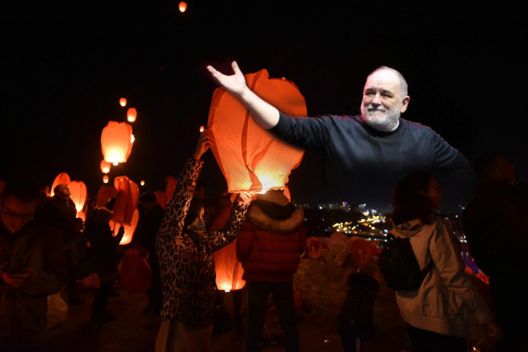 Osvanuo mural u Novom Sadu posvećen Balaševiću: Pričaće ti o plovidbi (FOTO)