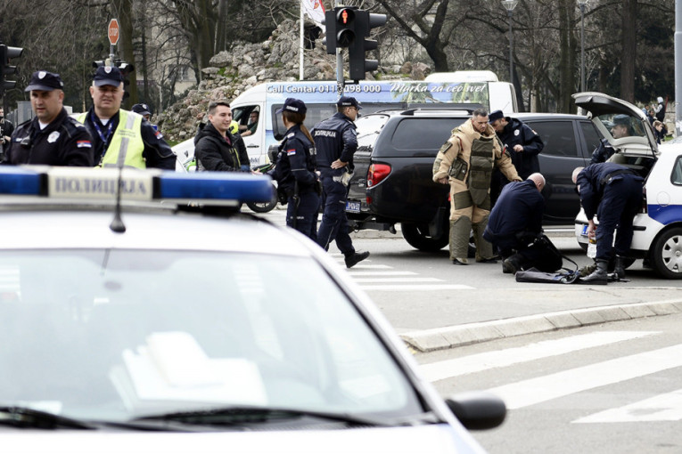 Tragedija u Mladenovcu: Audijem pokosio dečaka (15), na mestu ostao mrtav