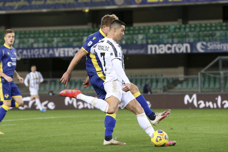 Ronaldo uzalud pogađao: Lazović asistirao i šokirao Juventus