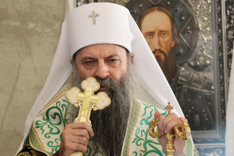 Patrijarh Porfirije u Jasenovcu: "Bitno je da čovek ima čoveka i onda ne postoje nepremostive prepreke"