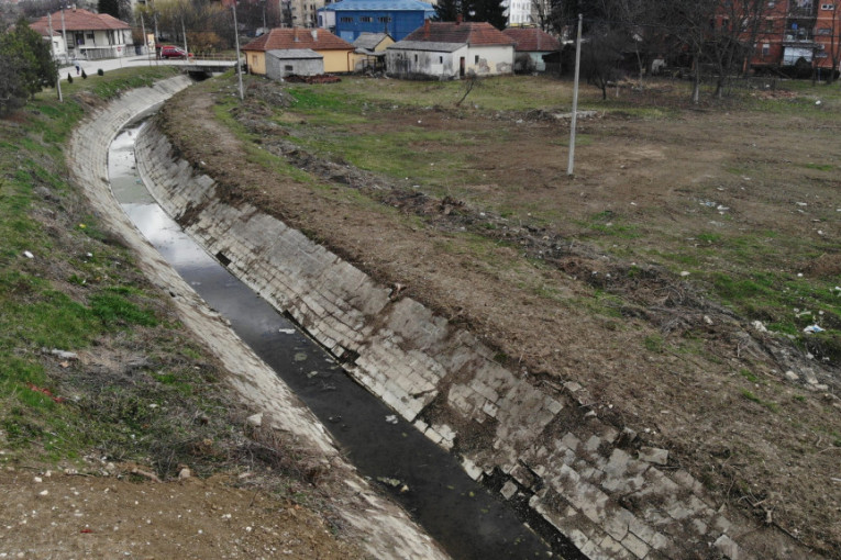 Arapi ulažu milione evra u srpske oranice: Kanal za navodnjavanje dugačak 24 kilometra ponovo će biti u funkciji